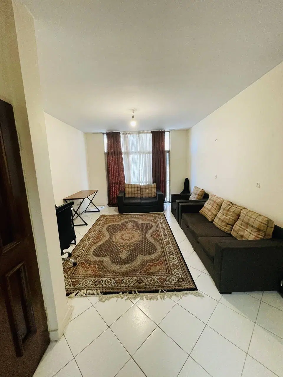 ۶۸ متر یکخواب مجیدیه شمالی لاهیجانی