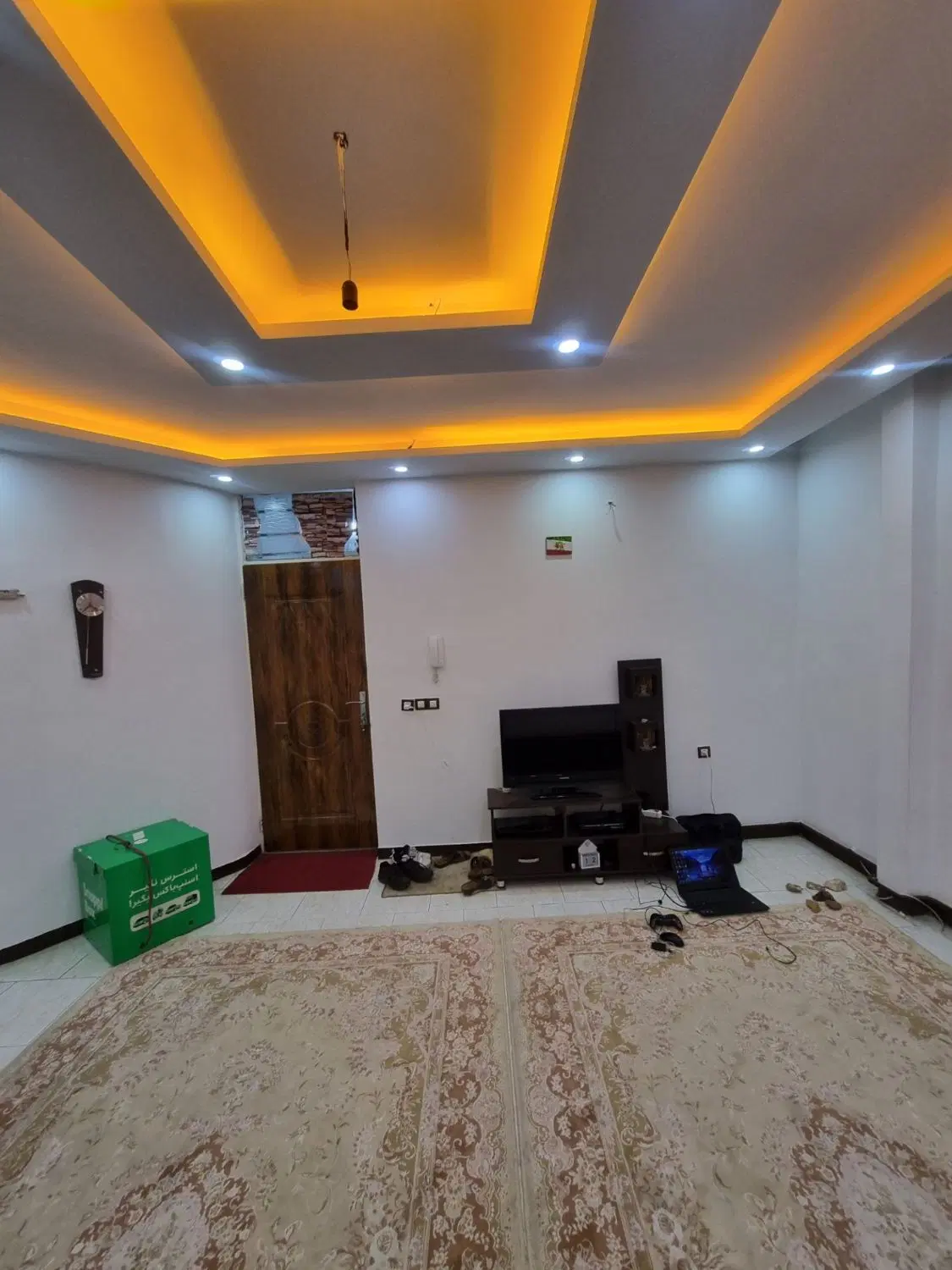 رهن کامل_  ۶۰ متری شیک و بازسازی شده _ طبقه ی اول