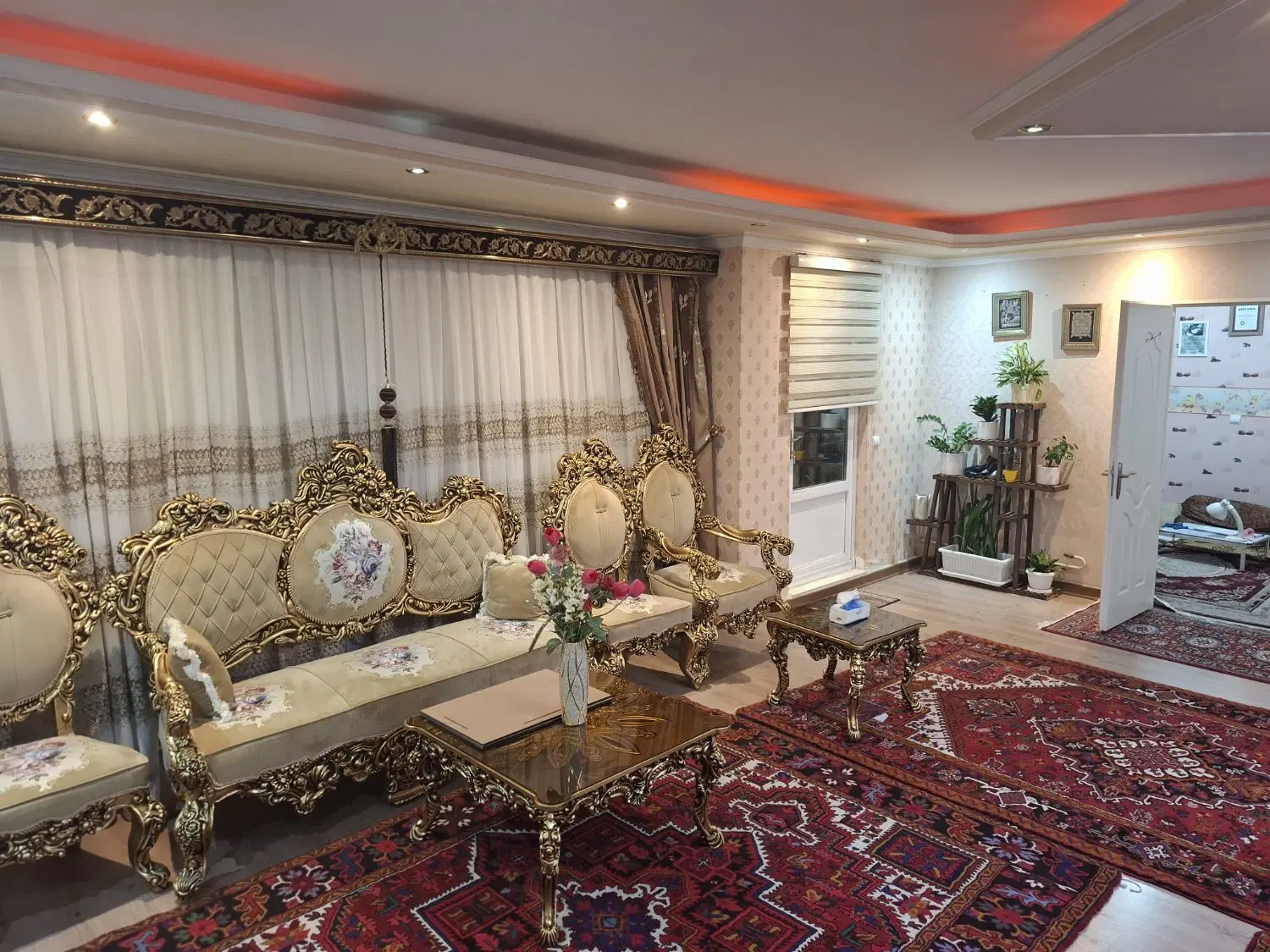 آپارتمان (116 متری )در حافظ جنوبی کوی پرورش
