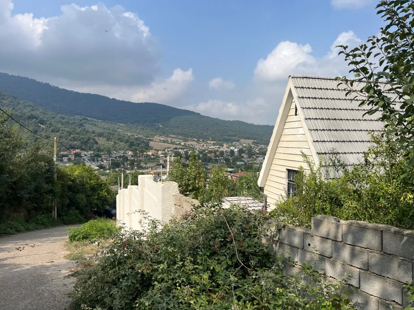 ویلا انگلیسی نوده آزادشهر