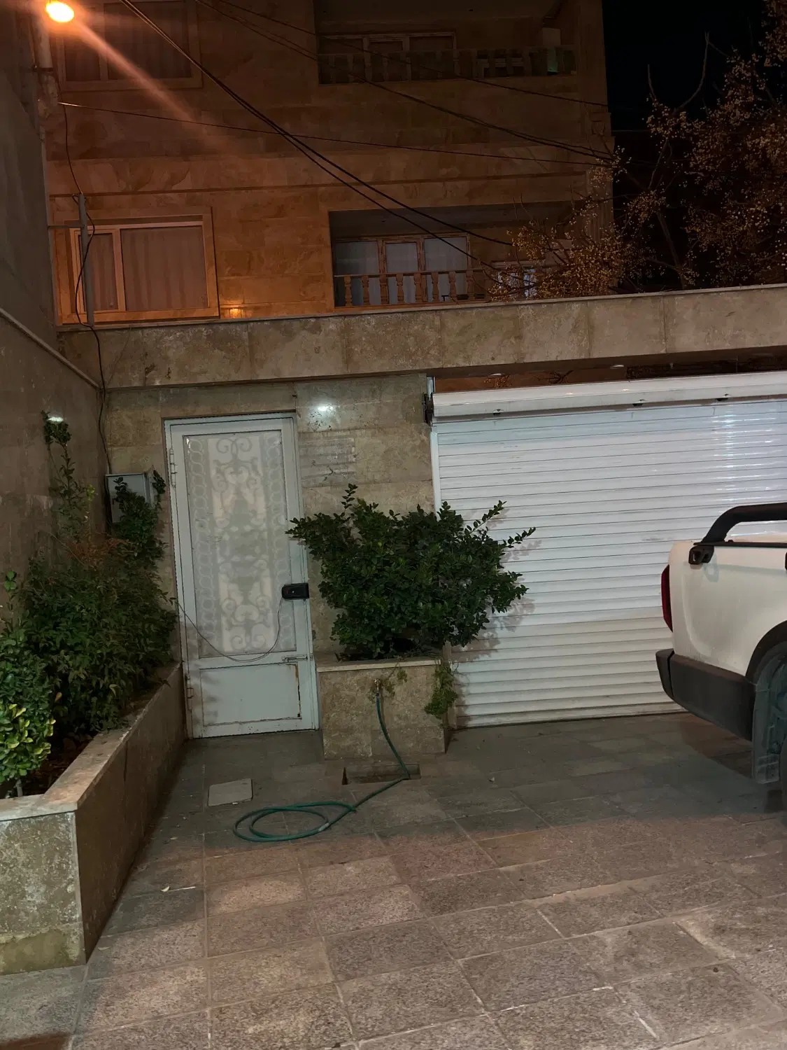 ویلایی شهرک باهنر 300 متر