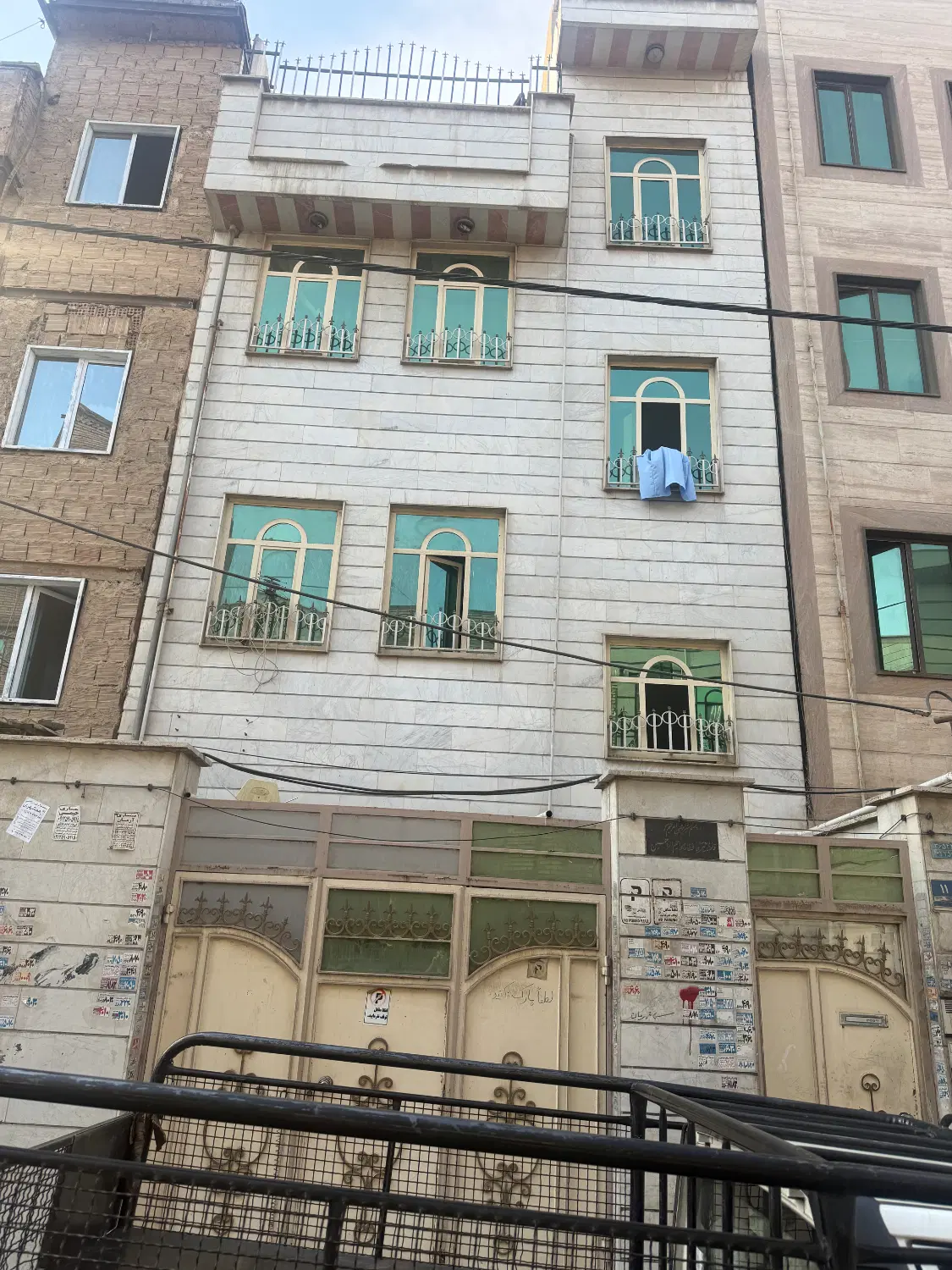 اپارتمان ۹۲ متری-۴ طبقه