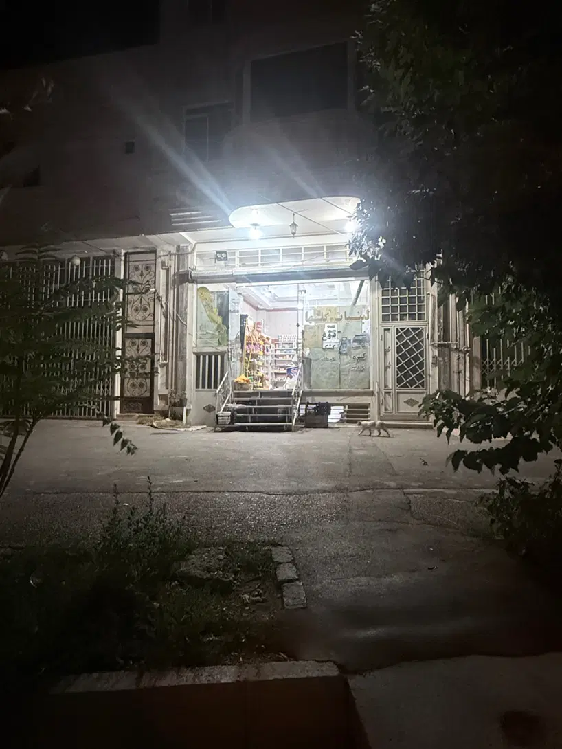 زیرزمین تجاری،مسکونی،انباری۶۰متر