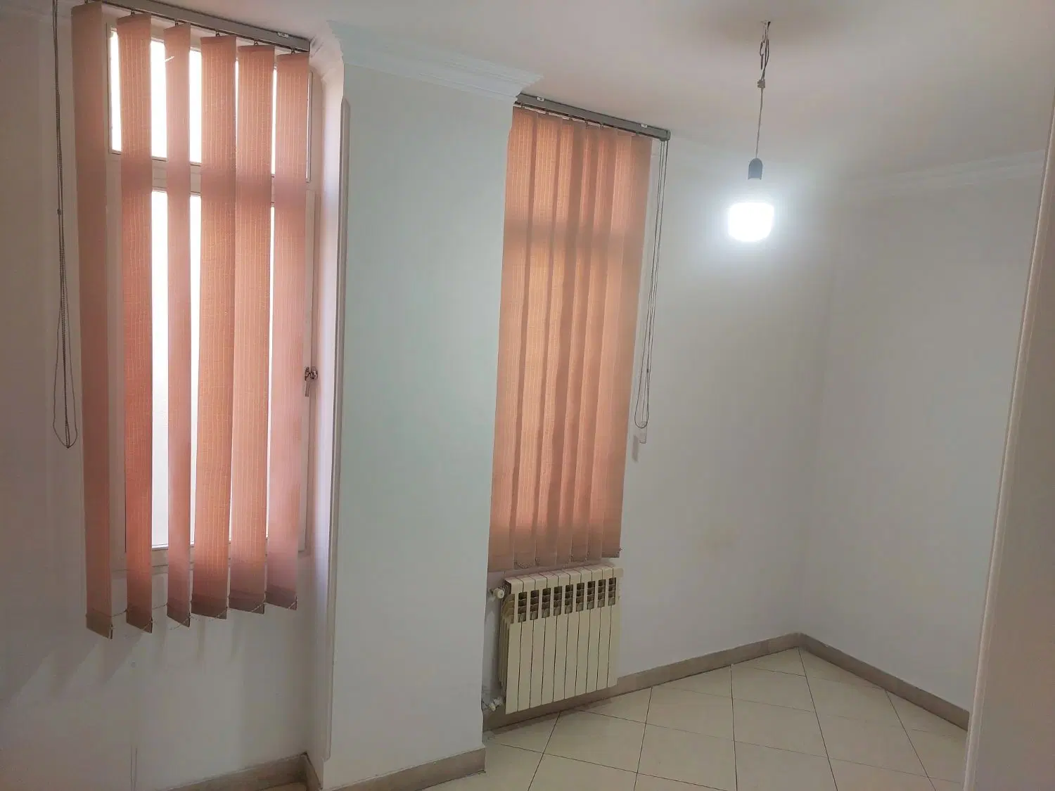 اجاره اتاق کار ۹ متری