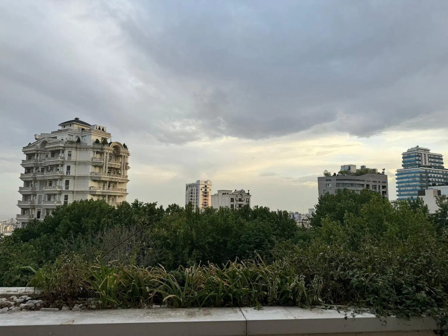 آپارتمان ۷۰ متر دارآباد