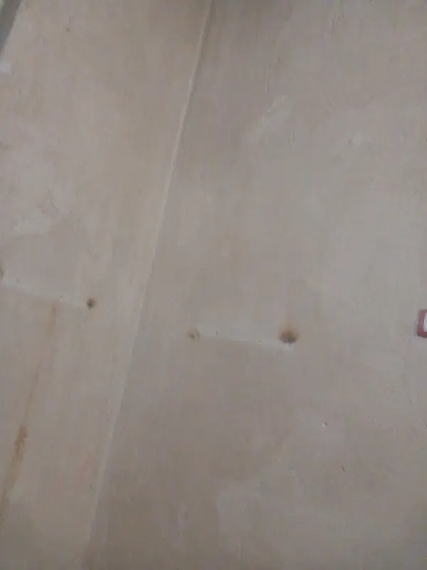 مغازه پشت دیوار شرکت نفت