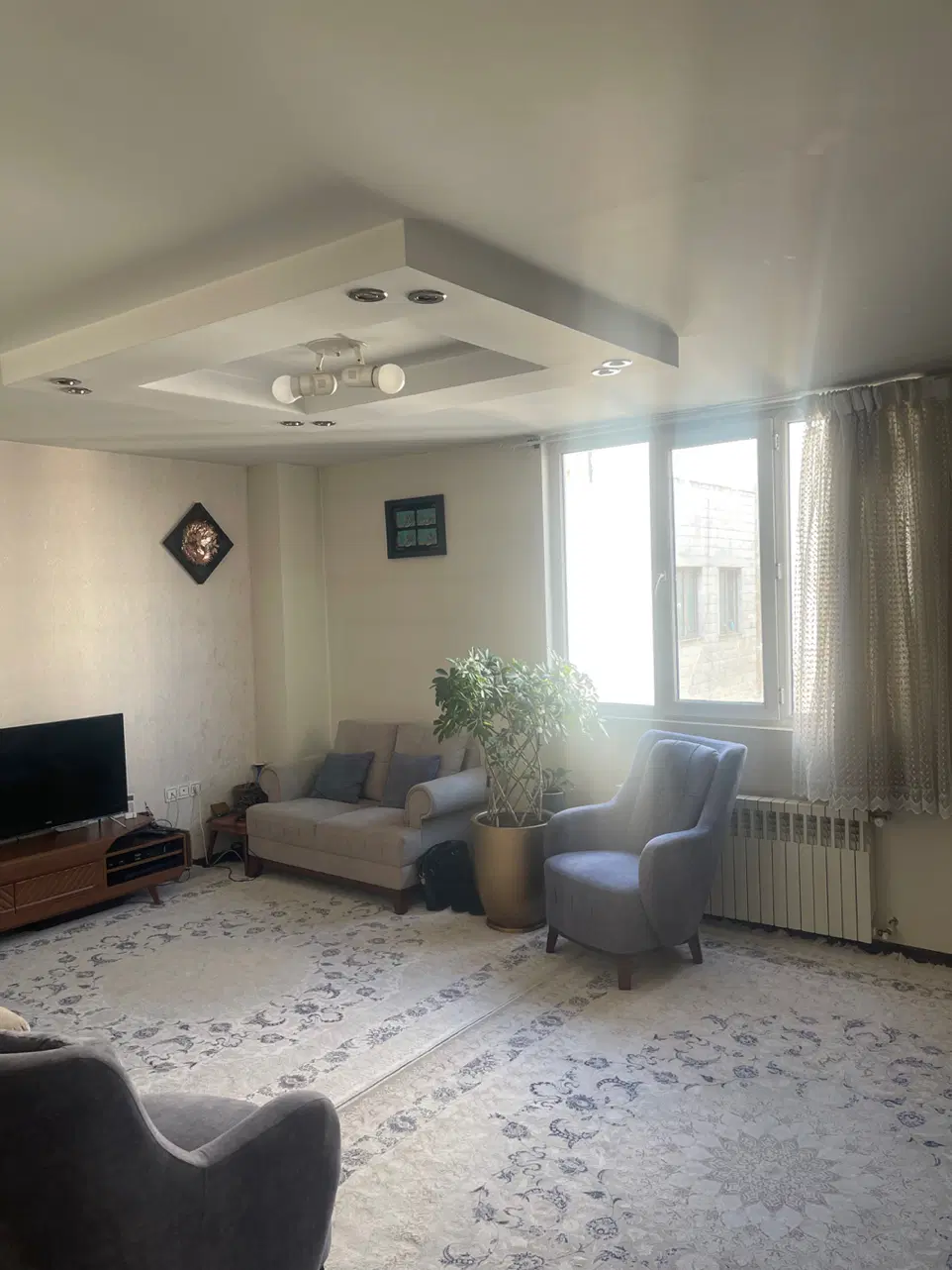 ۶۰ متر دو‌نبش غرق‌نور با پارکینگ و انباری