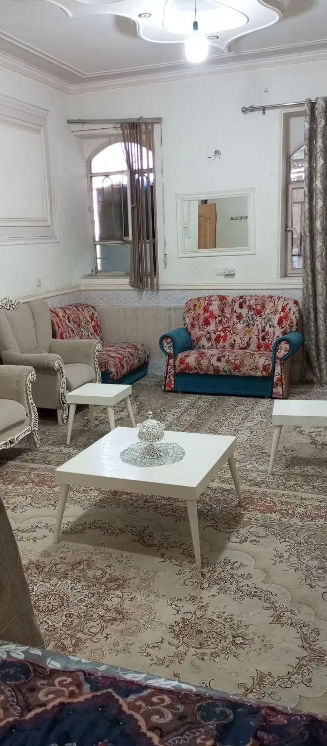 منزل ویلایی دوطبقه حیاط دار