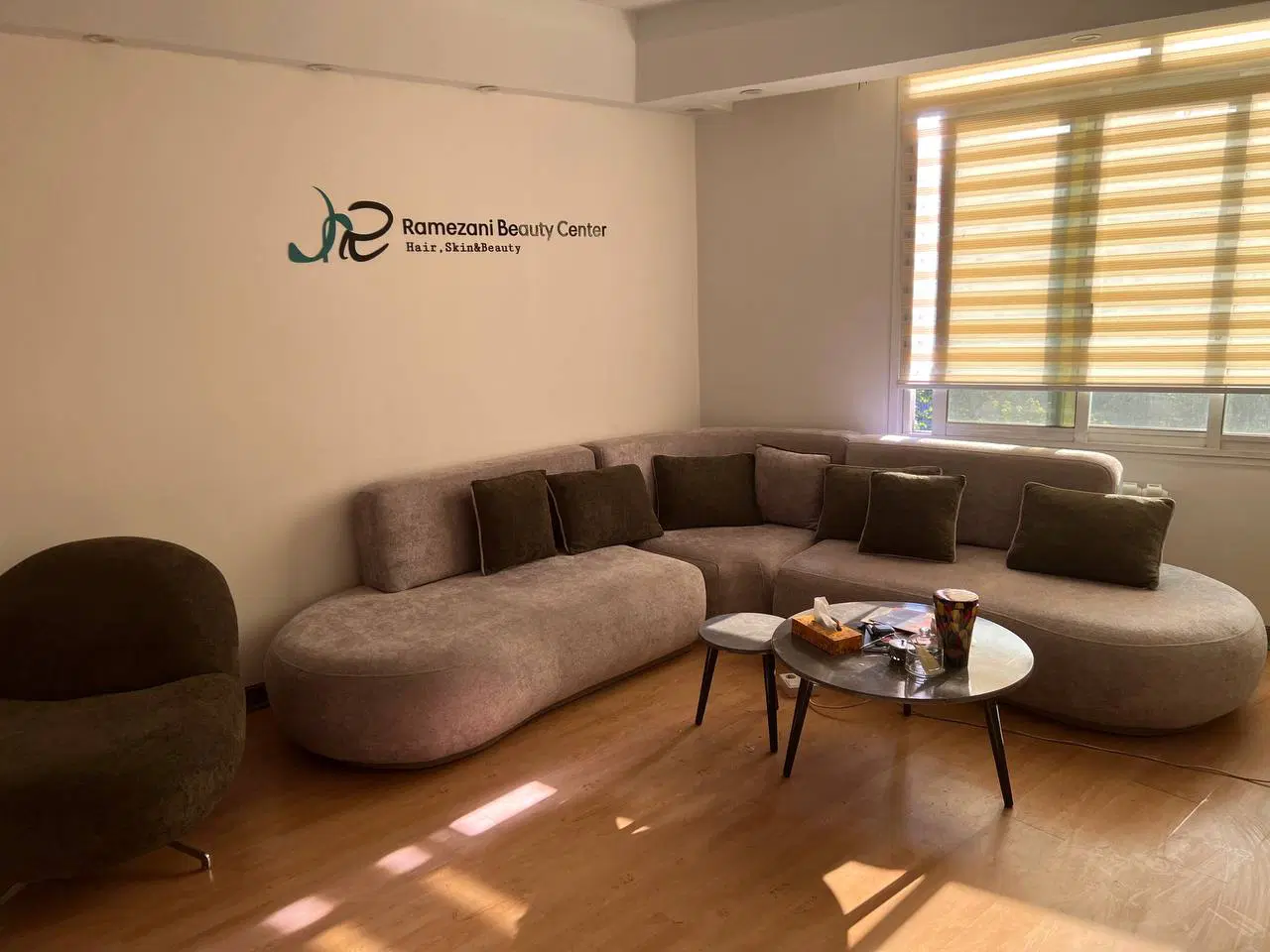 اجاره اتاق لیزر