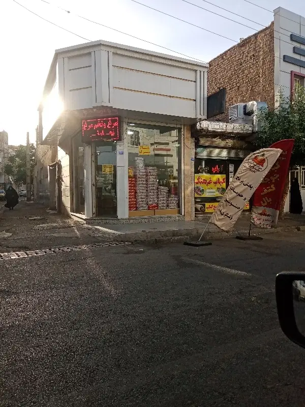 اجاره مغازه _ دونبش _ 21 متر _ ولیعصر شیخ اباد
