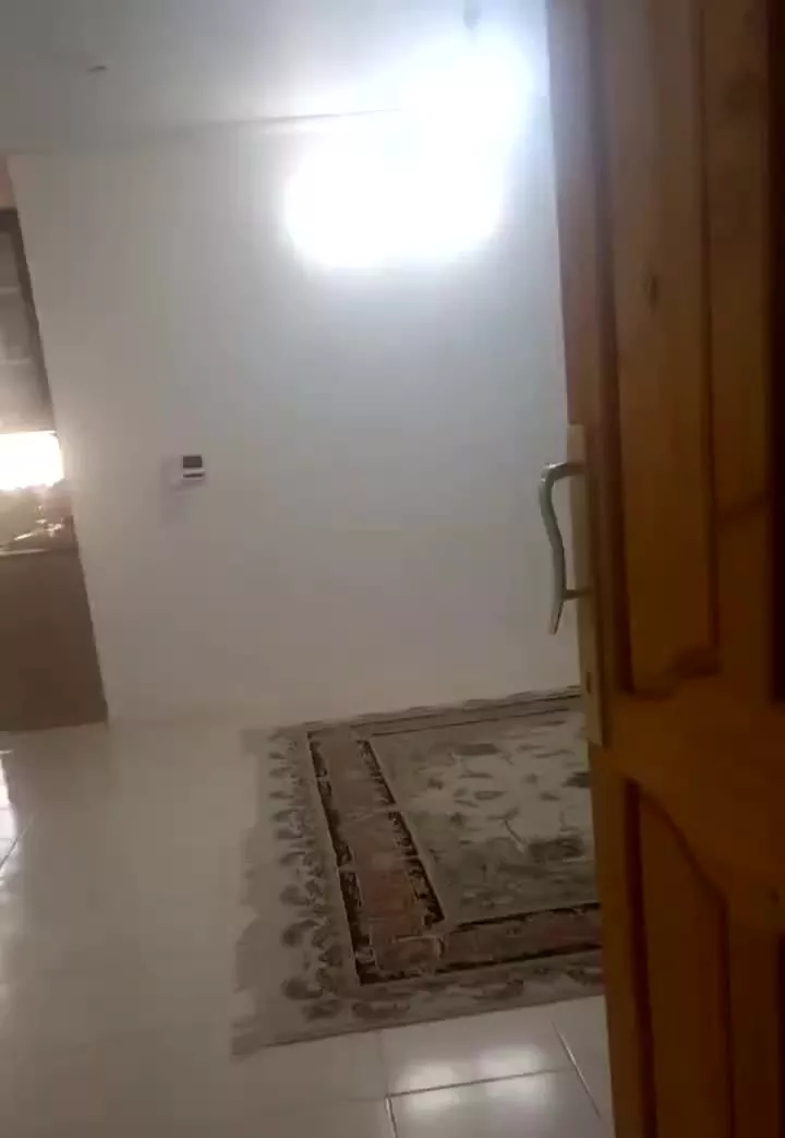 اپارتمان ۹۳ متری