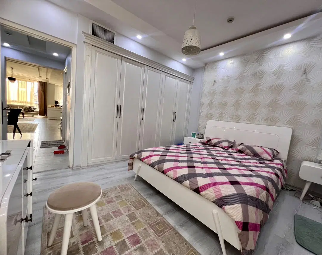 شریف1_ 130 متر_ 5ستاره رویال لوکس