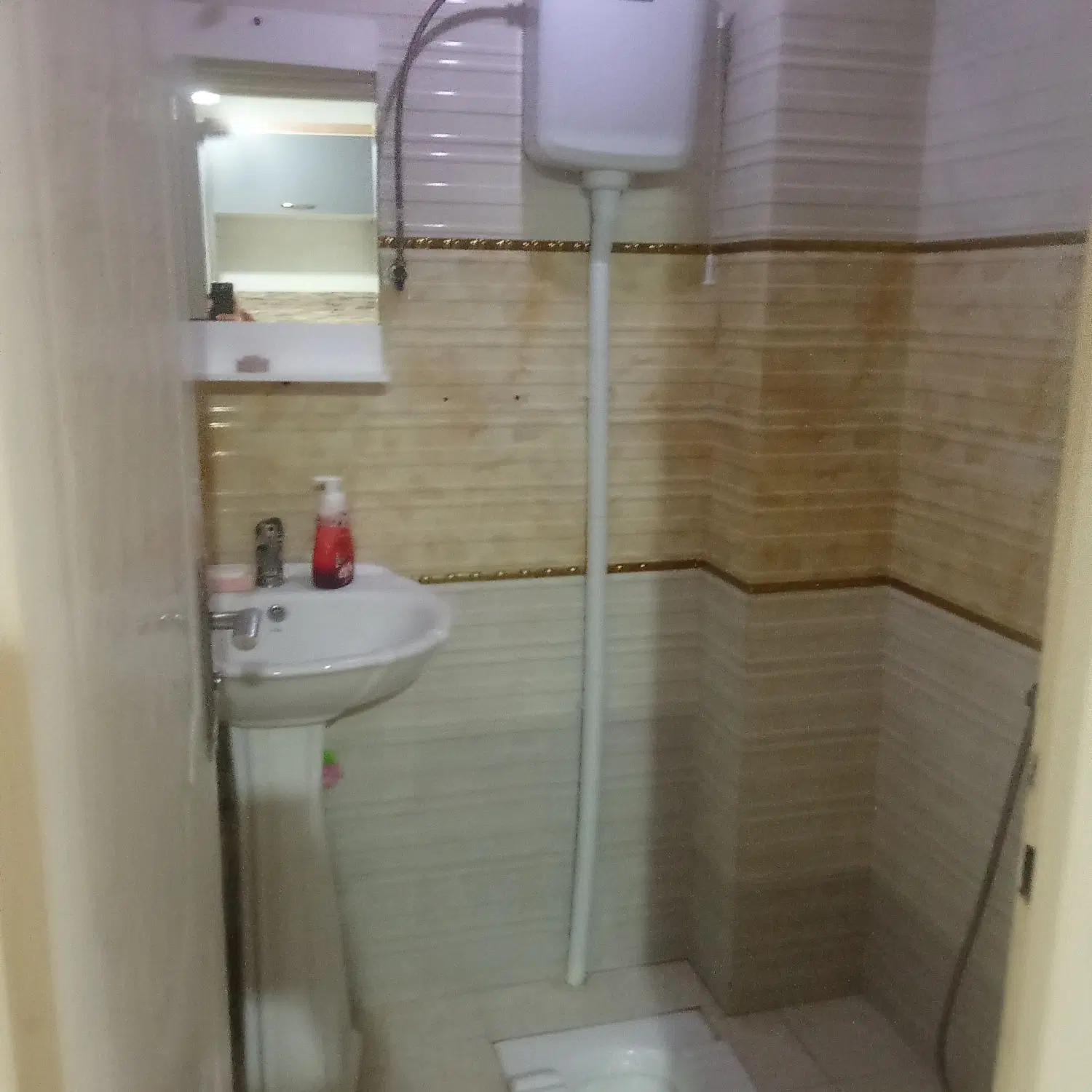 یک واحد آپارتمان به متراژ 135متر