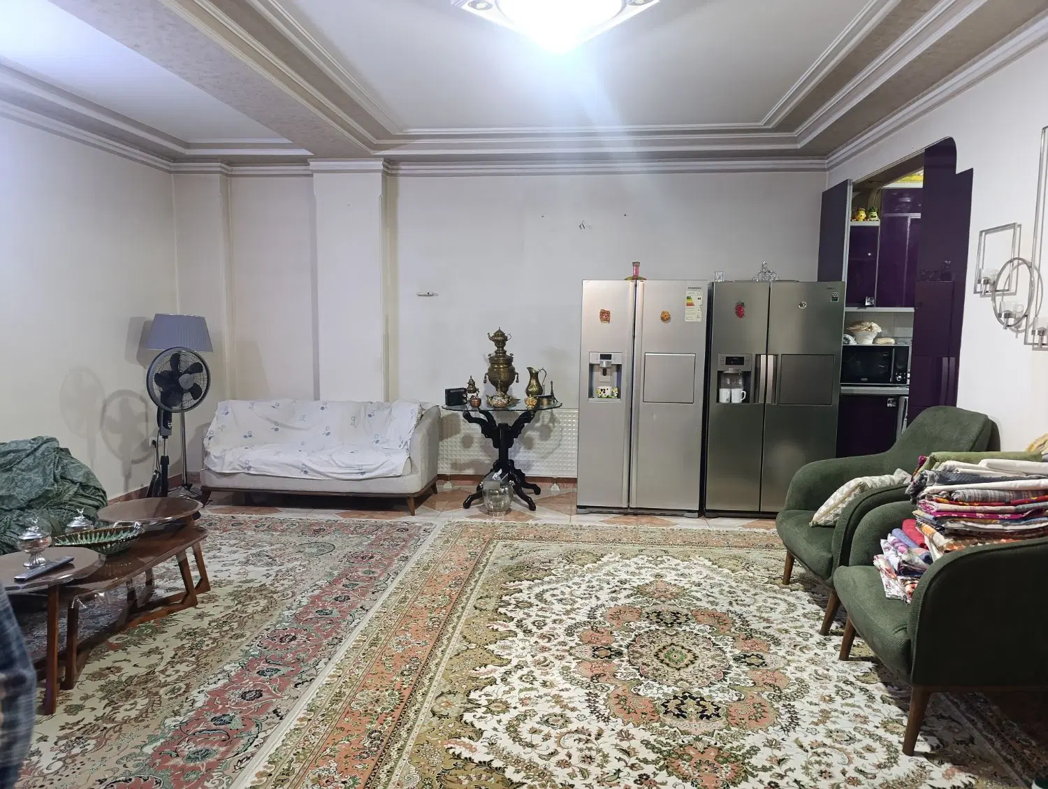 آپارتمان ۷۰متری بااسانسور طبقه اول خ بدخشان کمالی