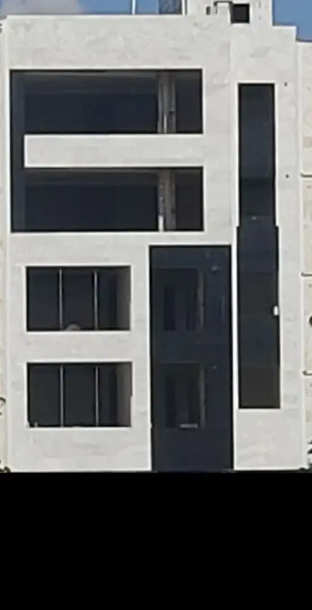 آپارتمان ۲۰۰ متر
