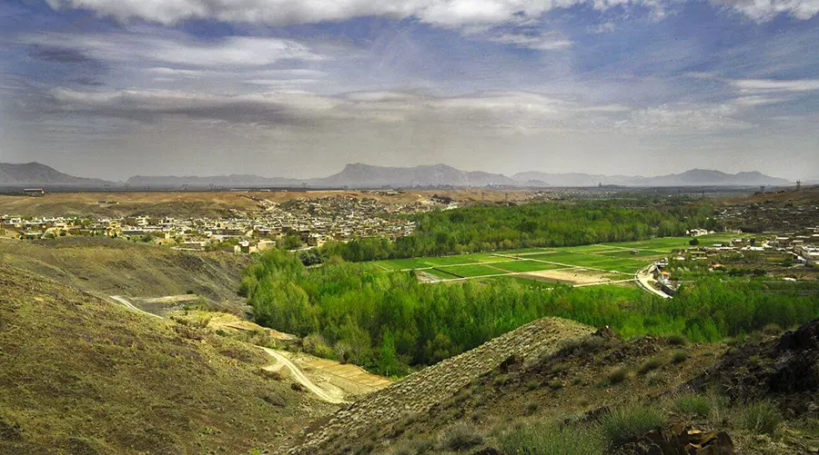 زمین ۳۰۰ متر مجوز دار