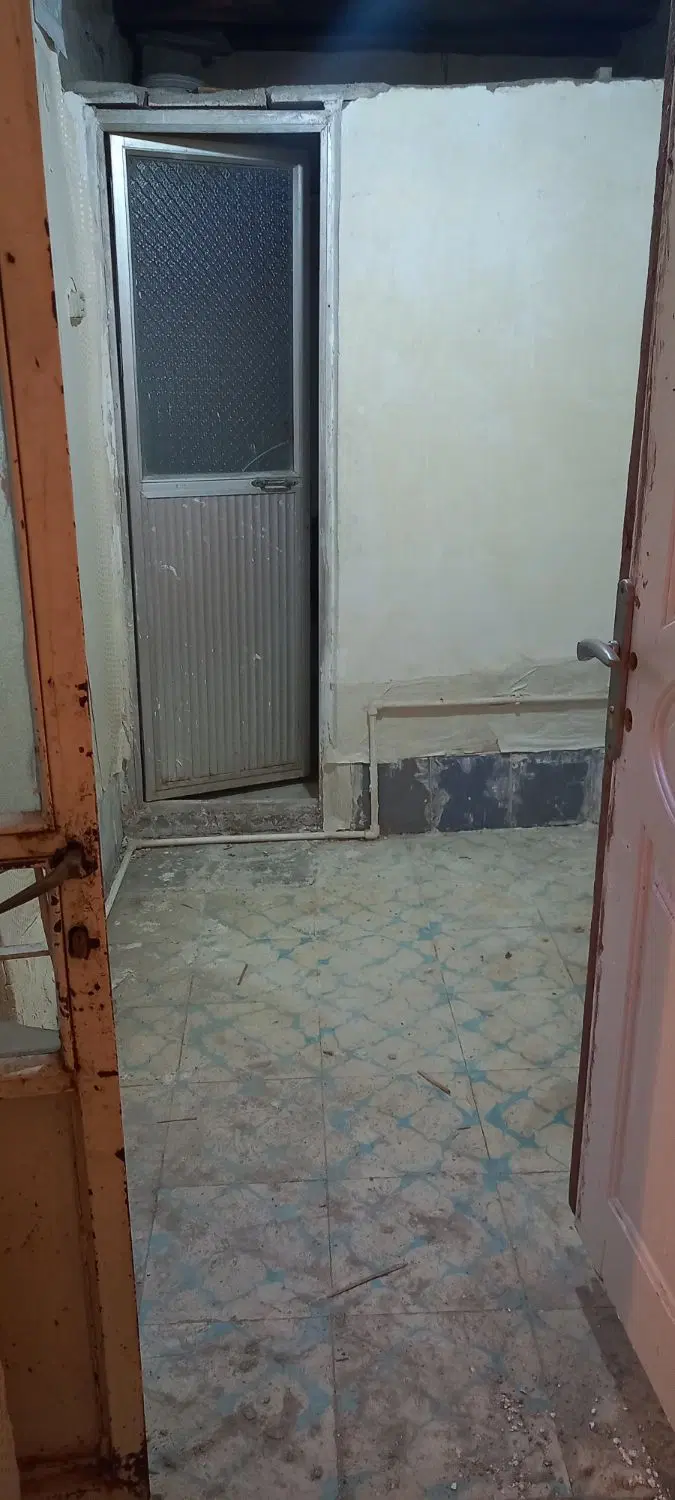 حیاط ۵۰متری