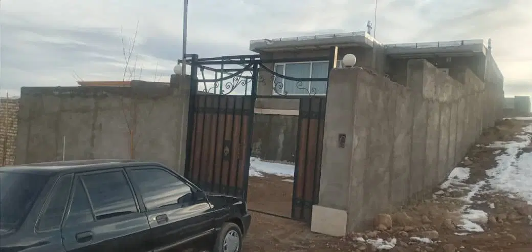 ویلا ۲۵۰ متری _ شهرکی _ سندتک برگ