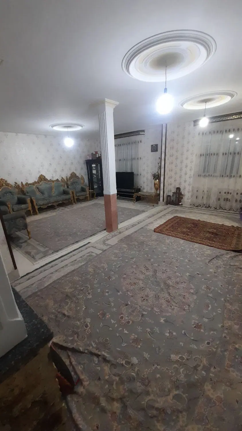 سه واحد جنوبی ۴۲۰ متر شخصی ساز