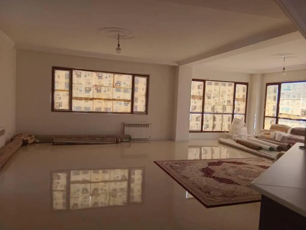 فروش آپارتمان ۸۳ متری ۲خواب غربی ها