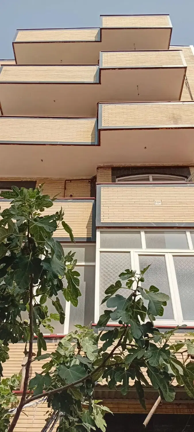 فروش آپارتمان در خیابان سه راه بهشتی