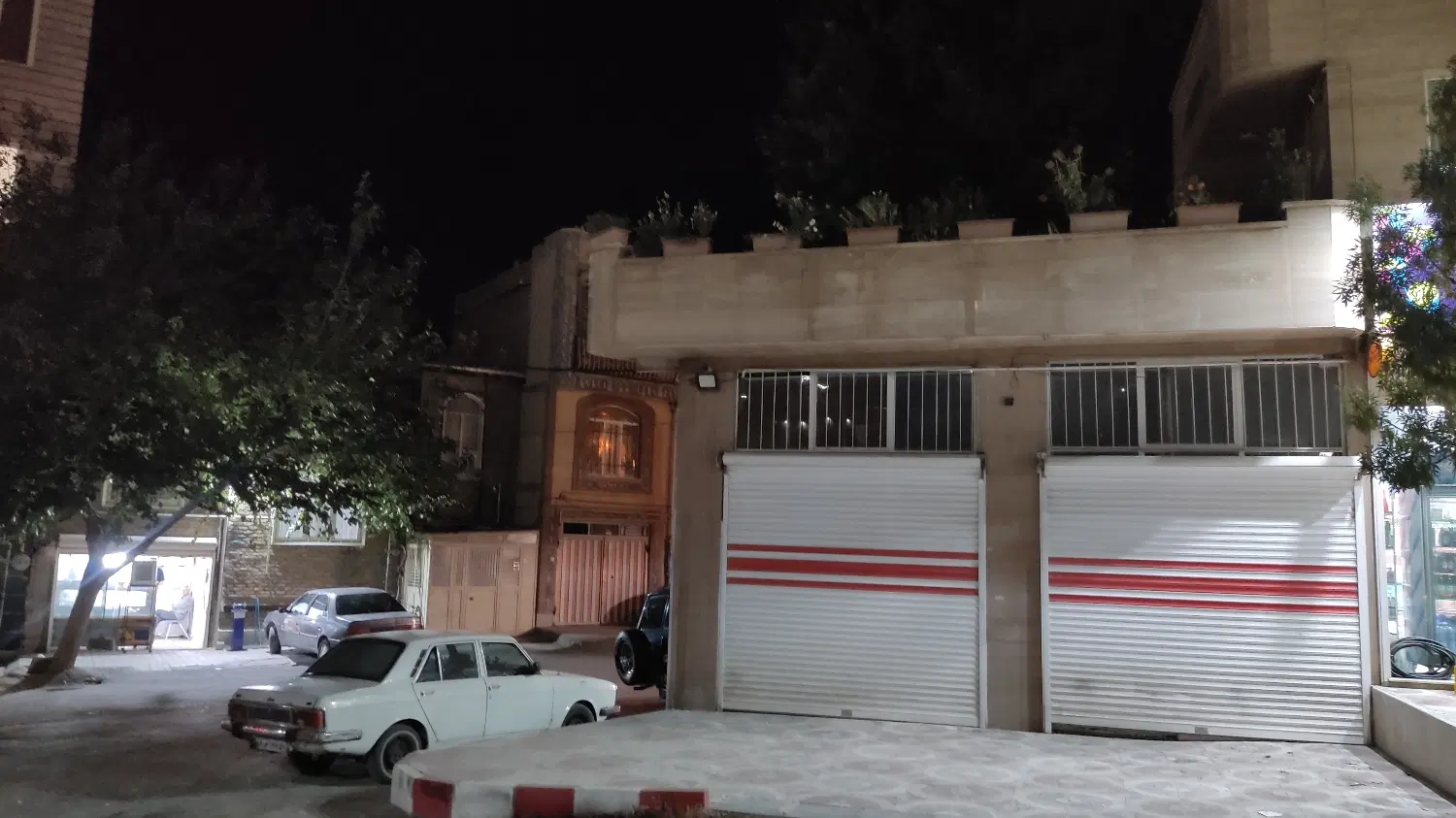 اجاره یک باب مغازه در 2_19 بهاران