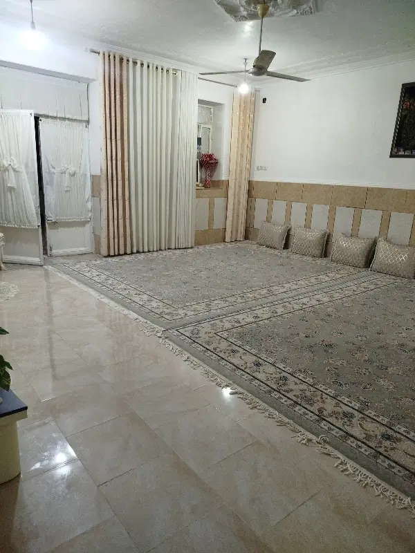 خانه مسکونی بزرگ ادرس پشته ازادگان بالا
