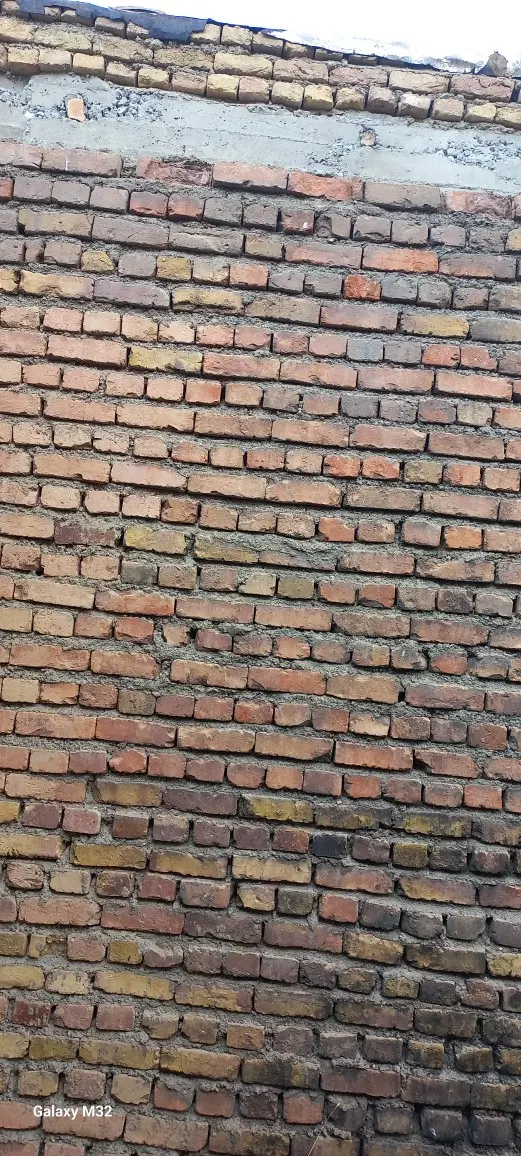 خانه نصف کاره