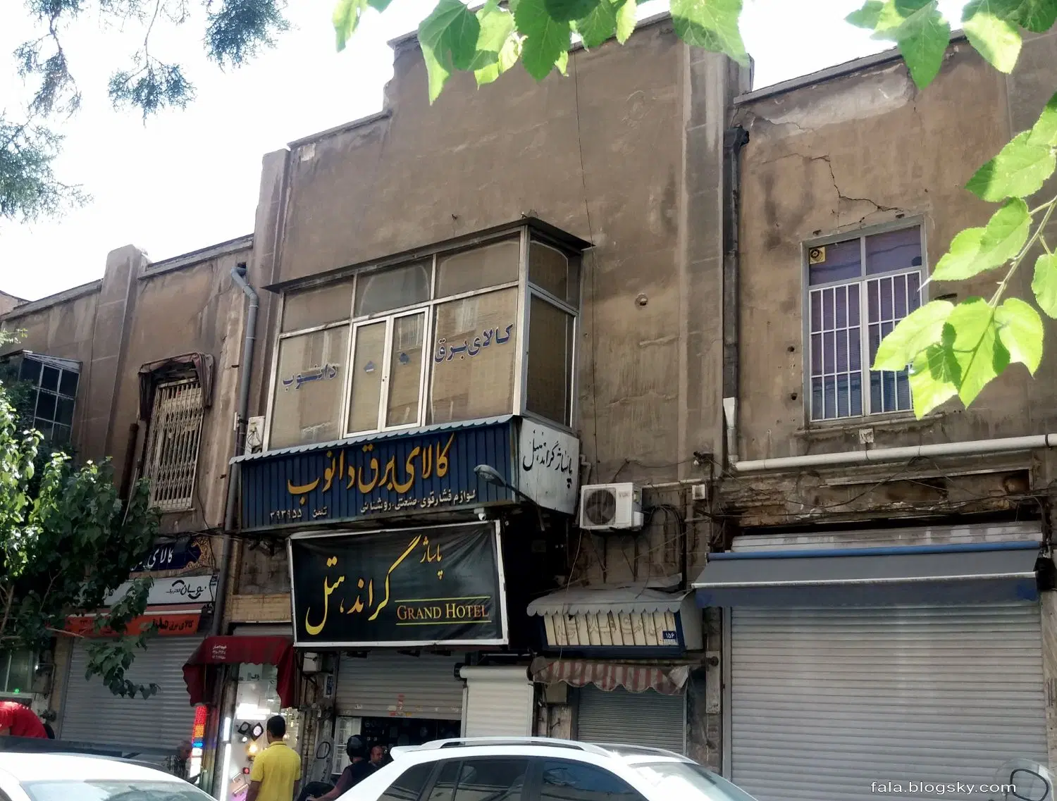 یک باب مغازه لاله‌زار جنوبی (سرقفلی)
