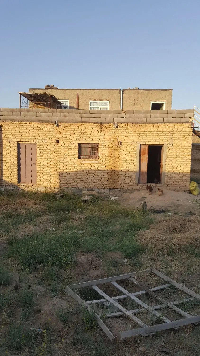 خانه باغی در حسین آباد عاشوری