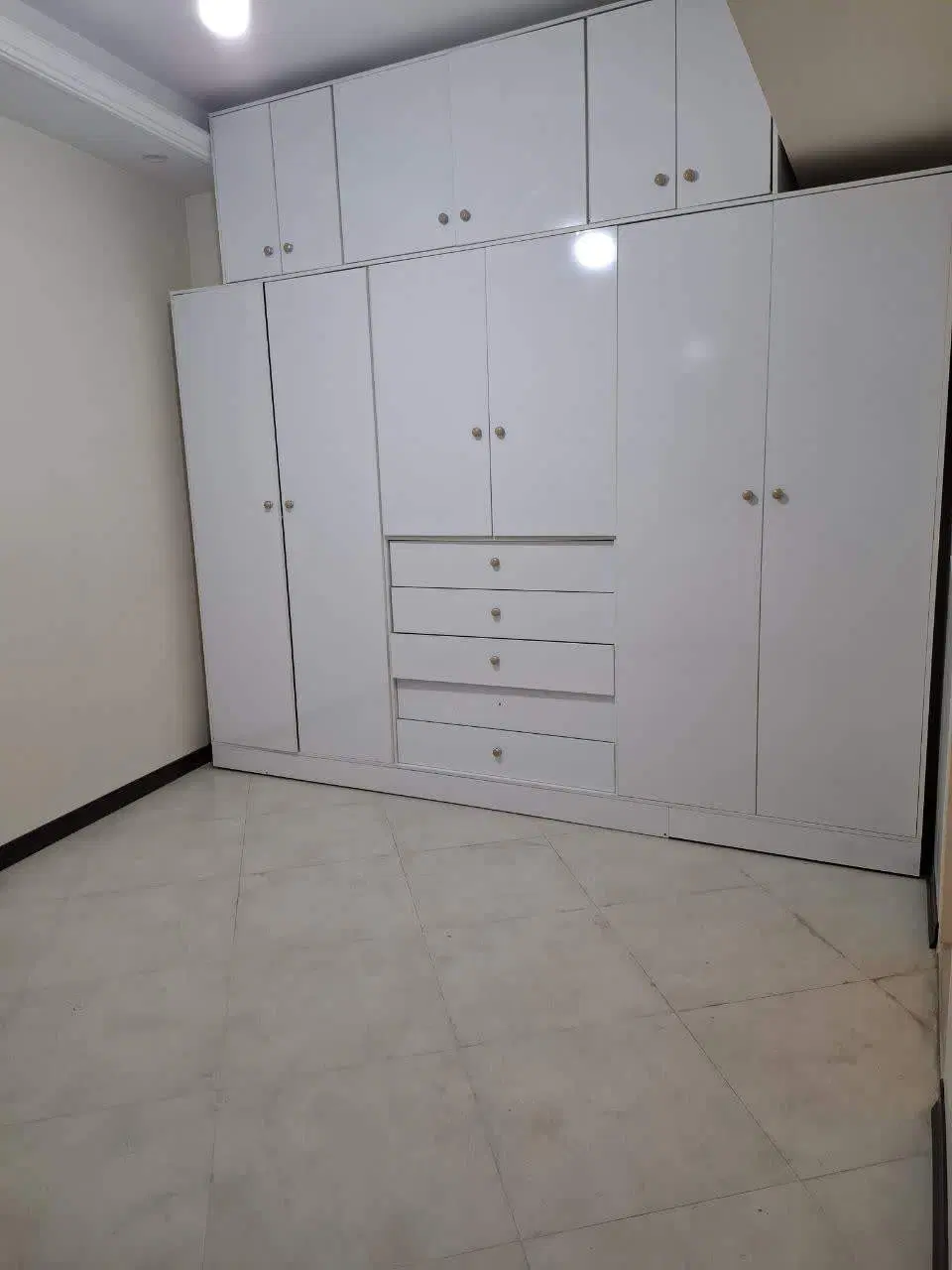 115متر 2خواب 4سال ساخت