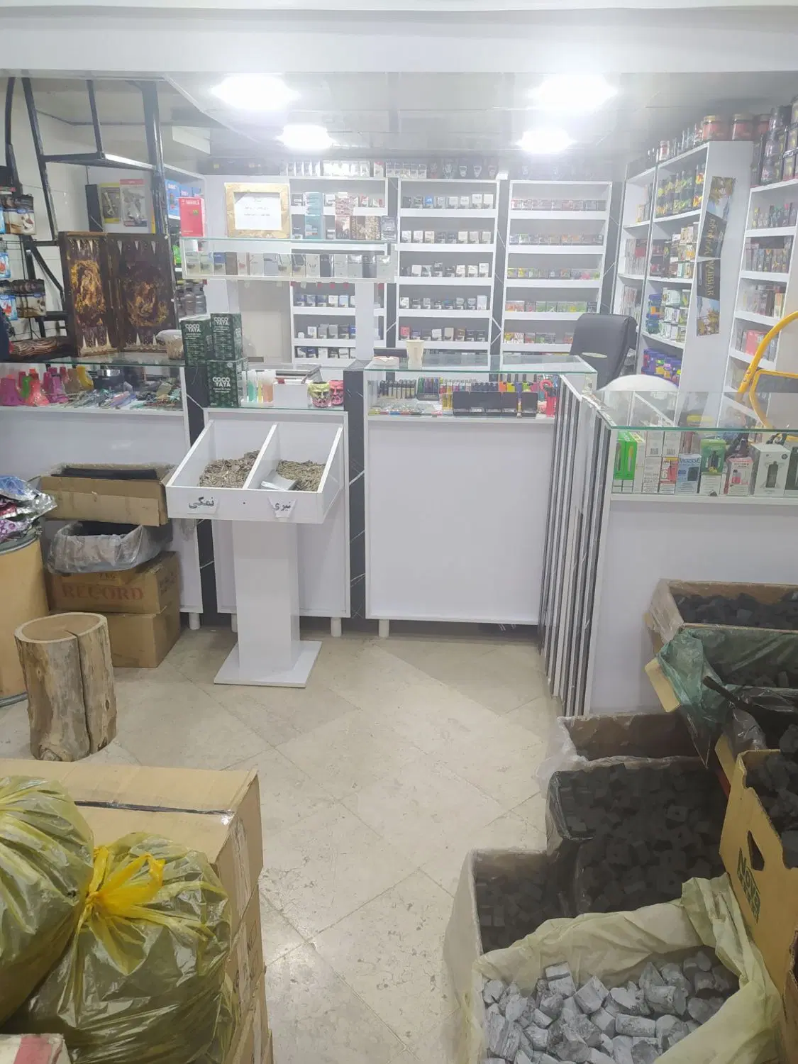 واگذاری اجناس و مغازه