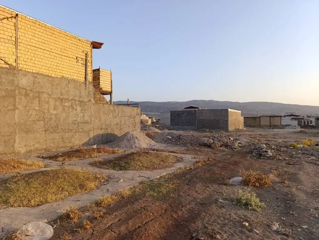 زمین شناژ دار نیلوفر ۱۲ خموت ۵۰ در ۵۰خسروی فرد