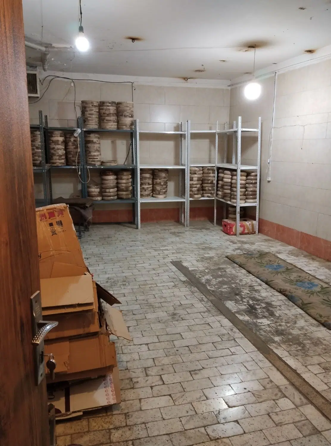 کارگاه زیرزمین 40متری