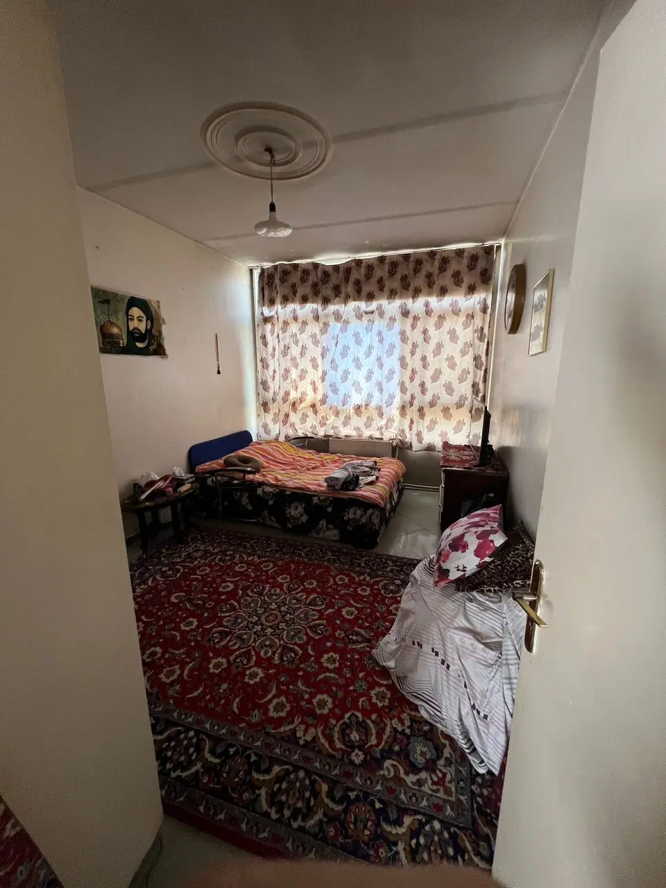 آپارتمان بر خیابان نامجو