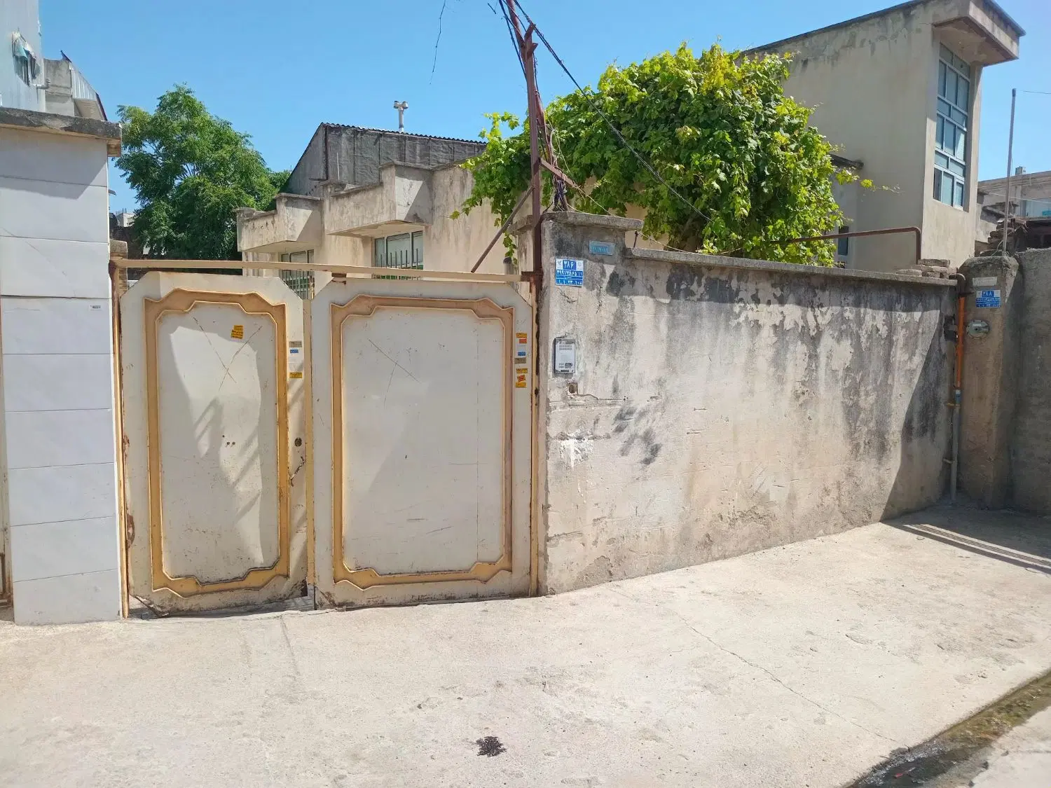 خونه ویلایی وسط شهر