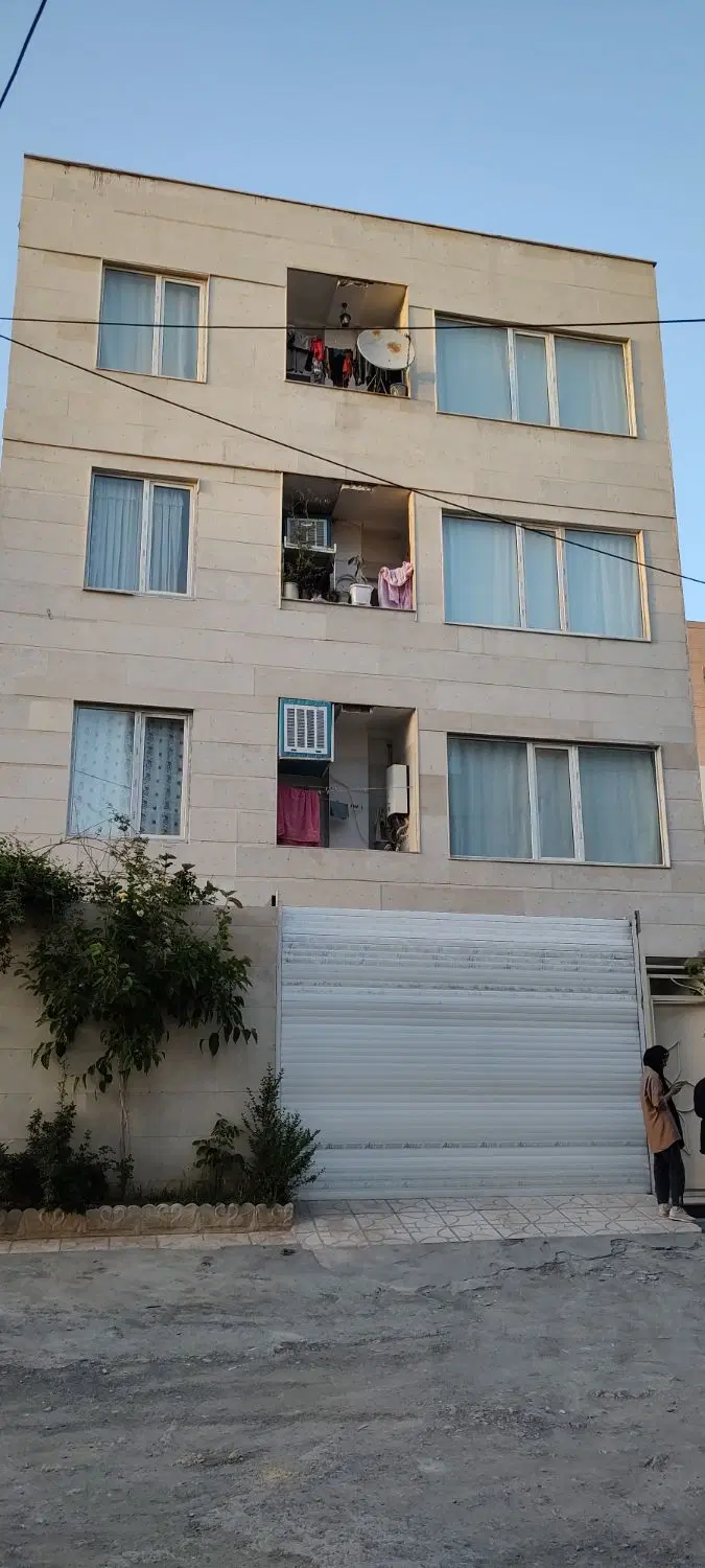 واحد۷۸ متری شهرک دانش