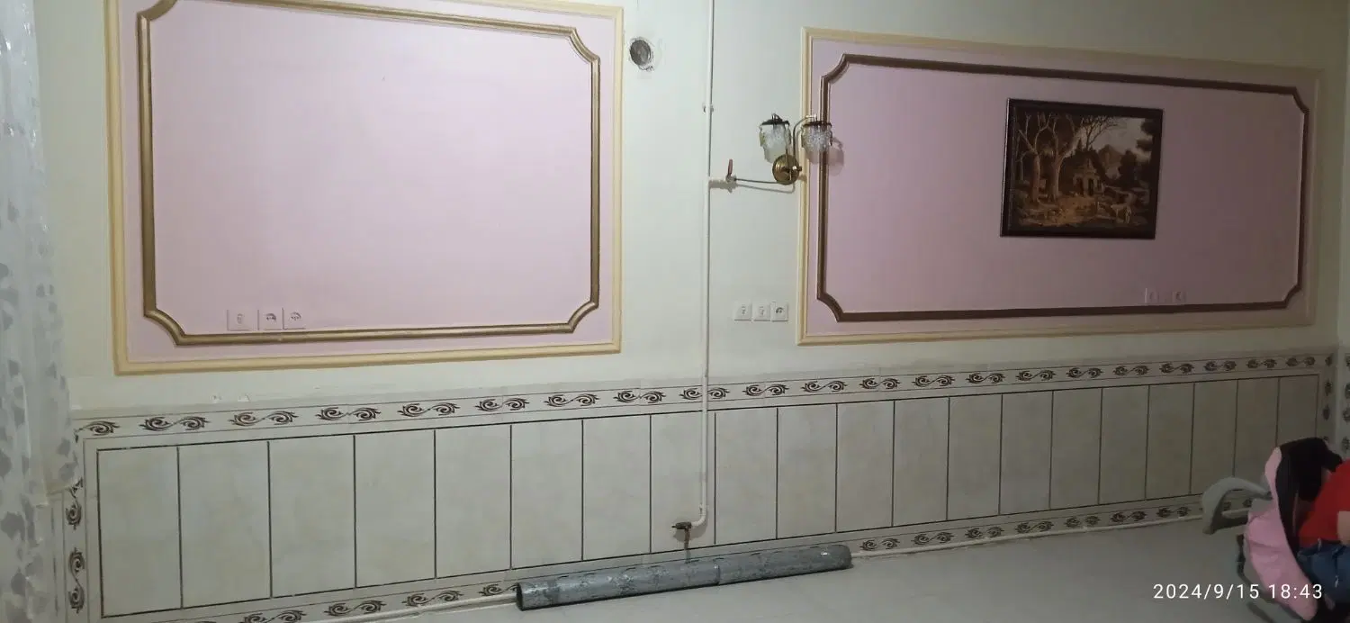 یک باب ساختمان به مساحت ۱۰۰ متر در دره گرم