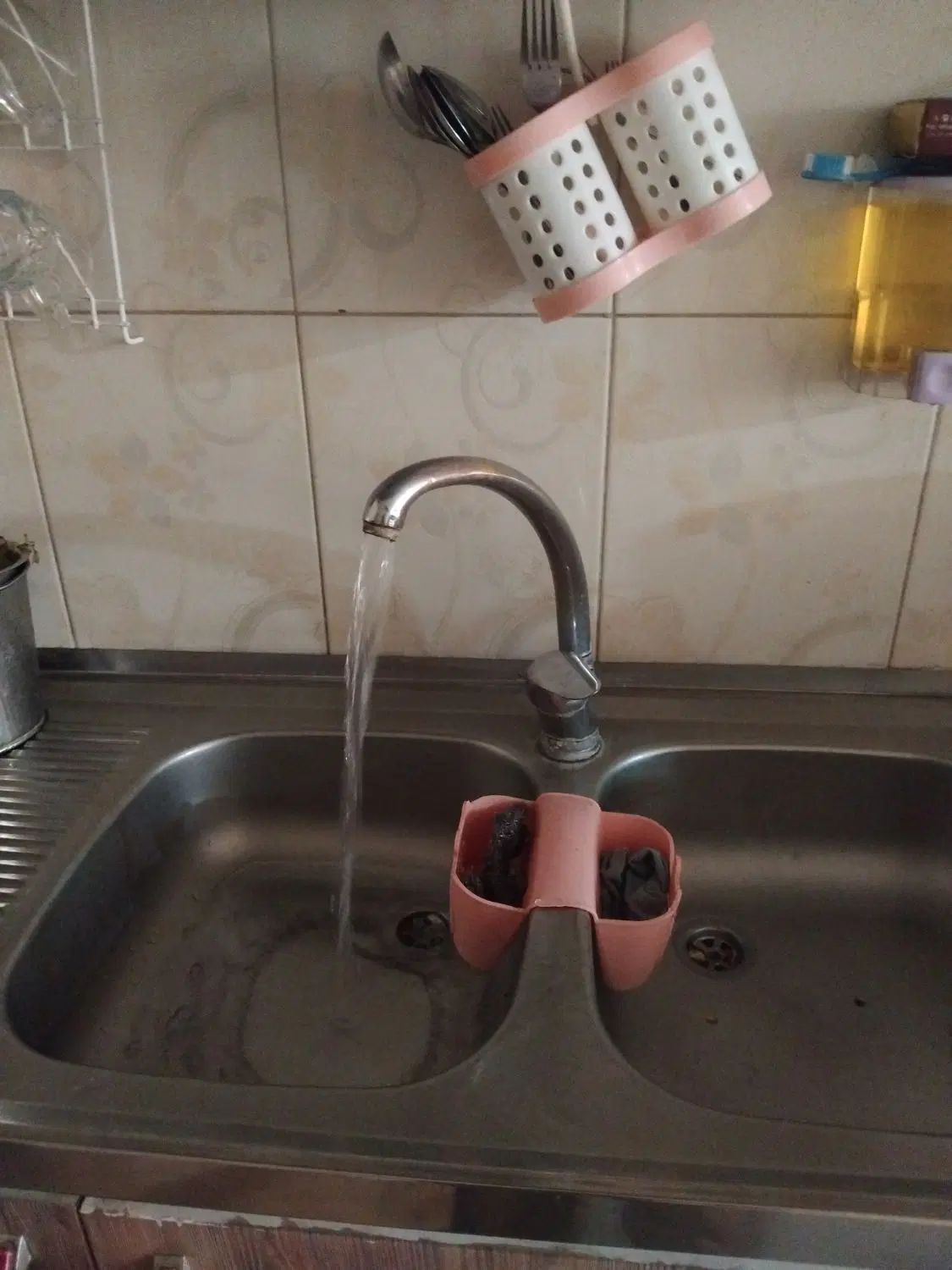 زمین وآب
