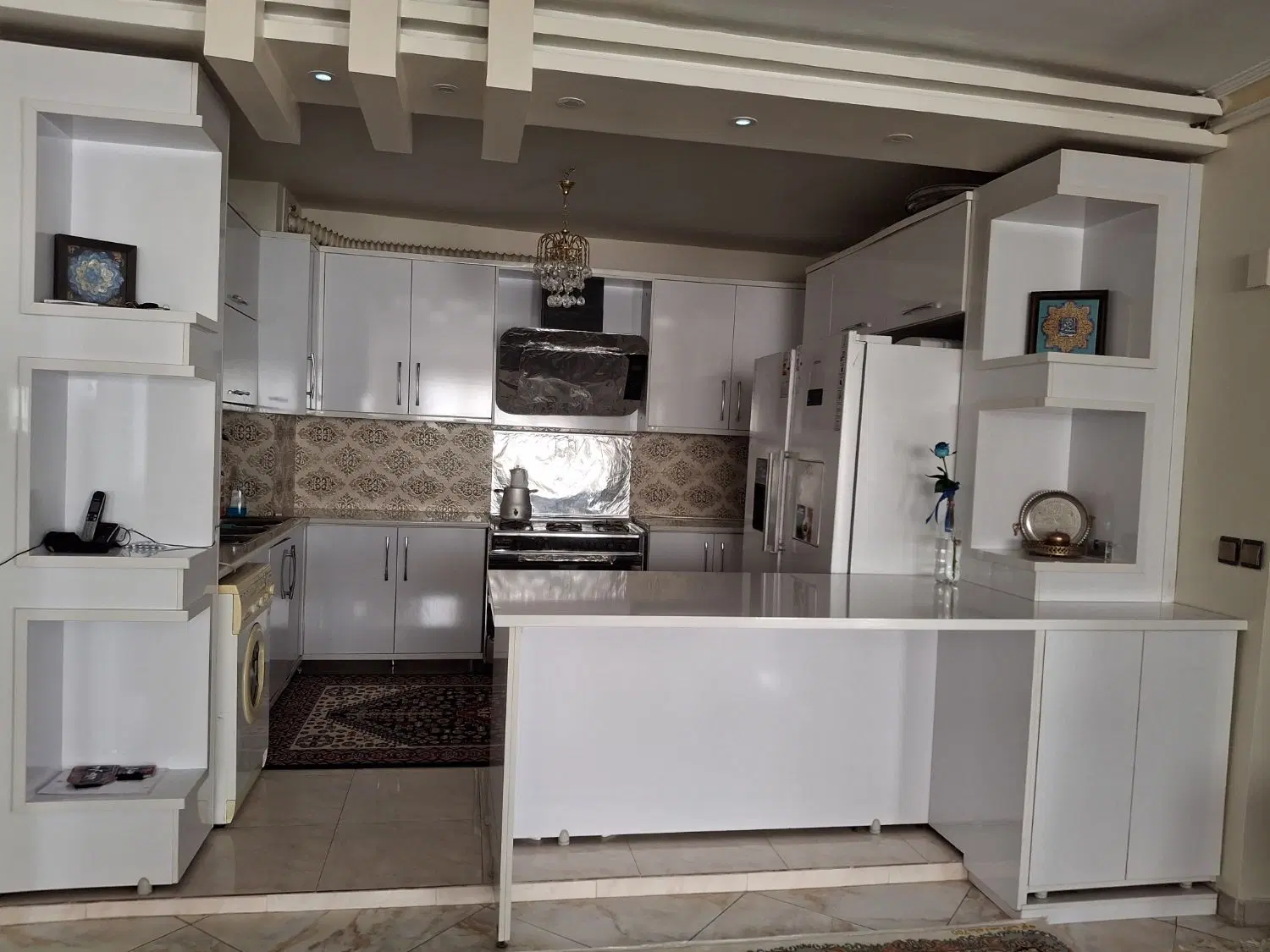 فروش یک واحد مسکونی