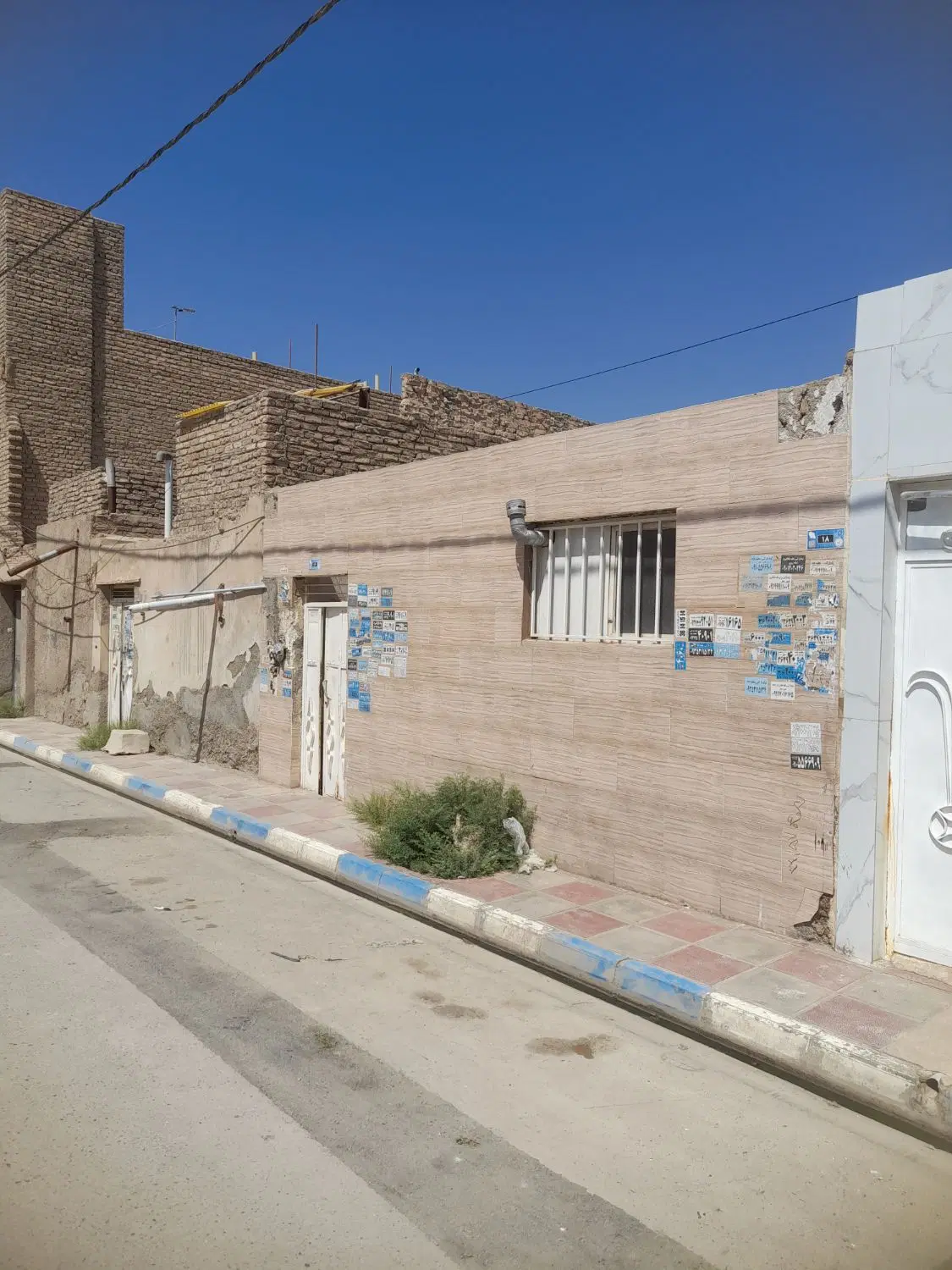 منزل مسکونی ۶۴ متری