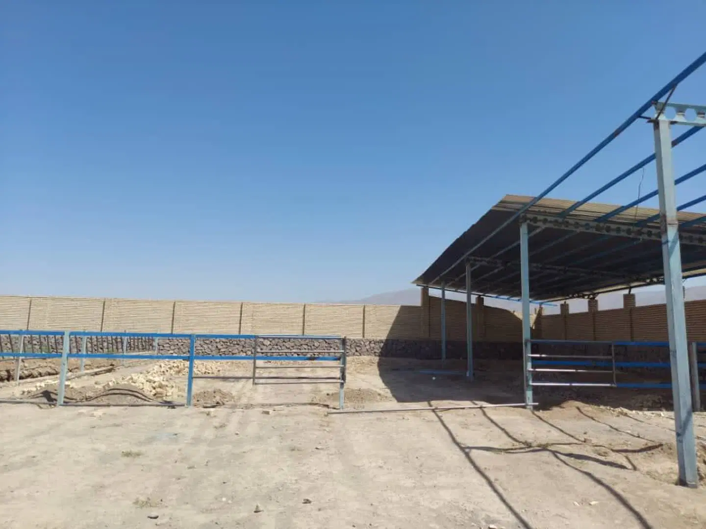 زمین دامداری با سند نزدیک اتوبان