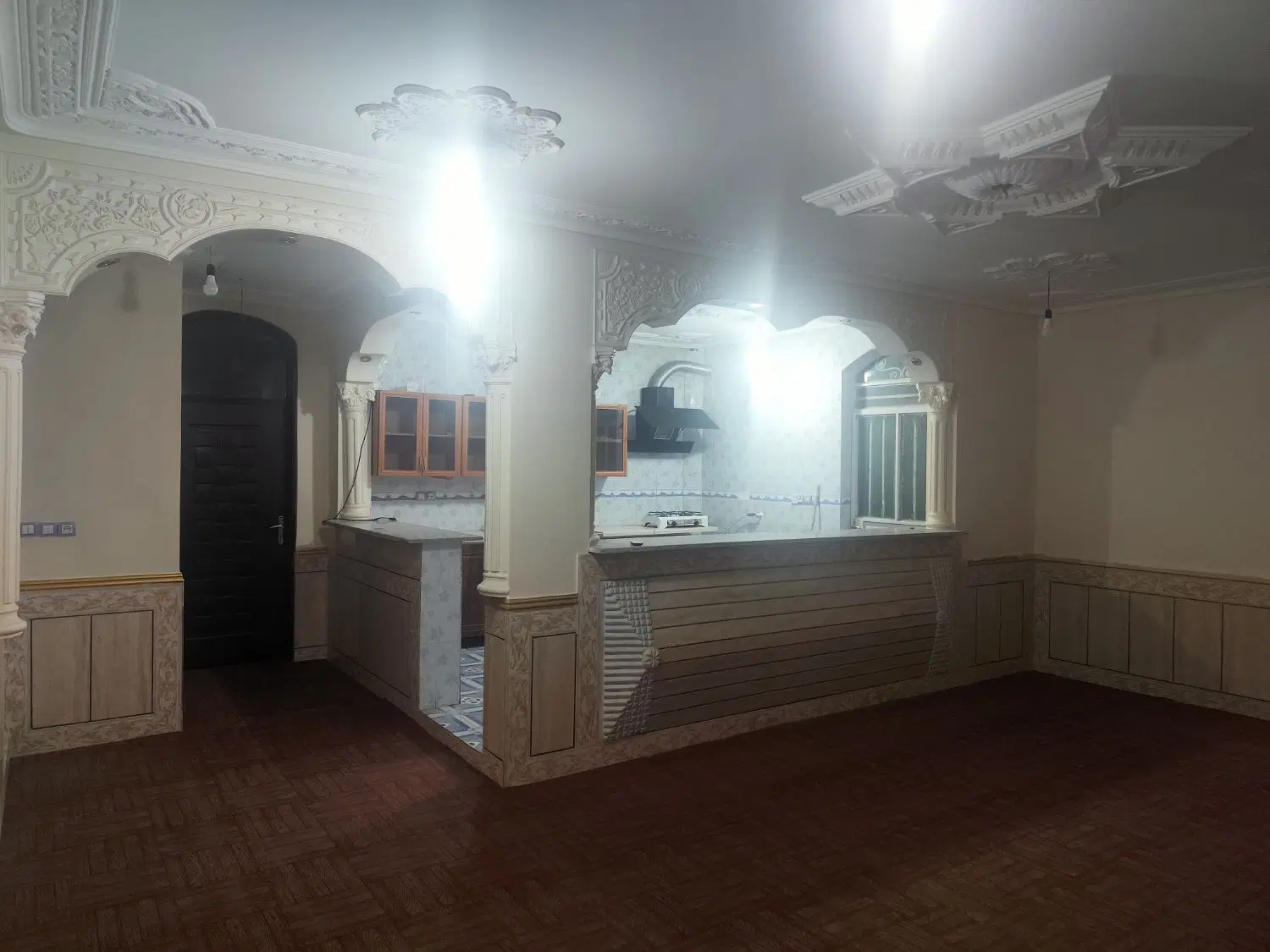 رهن و اجاره دو خوابه نوساز کنار بیمارستان عسلویه