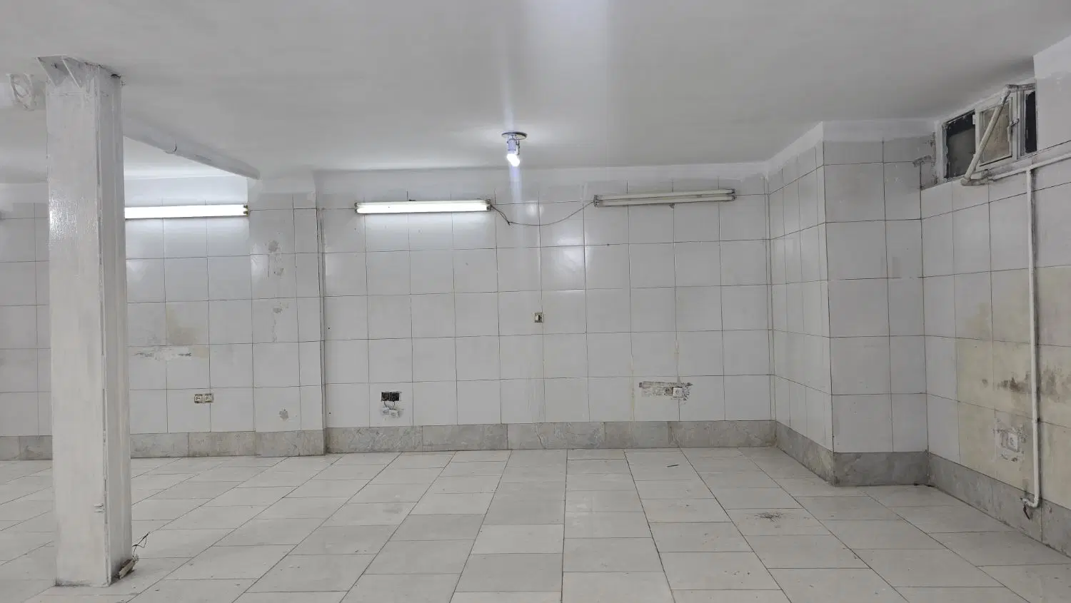 زیر زمین در خیابان اصلی