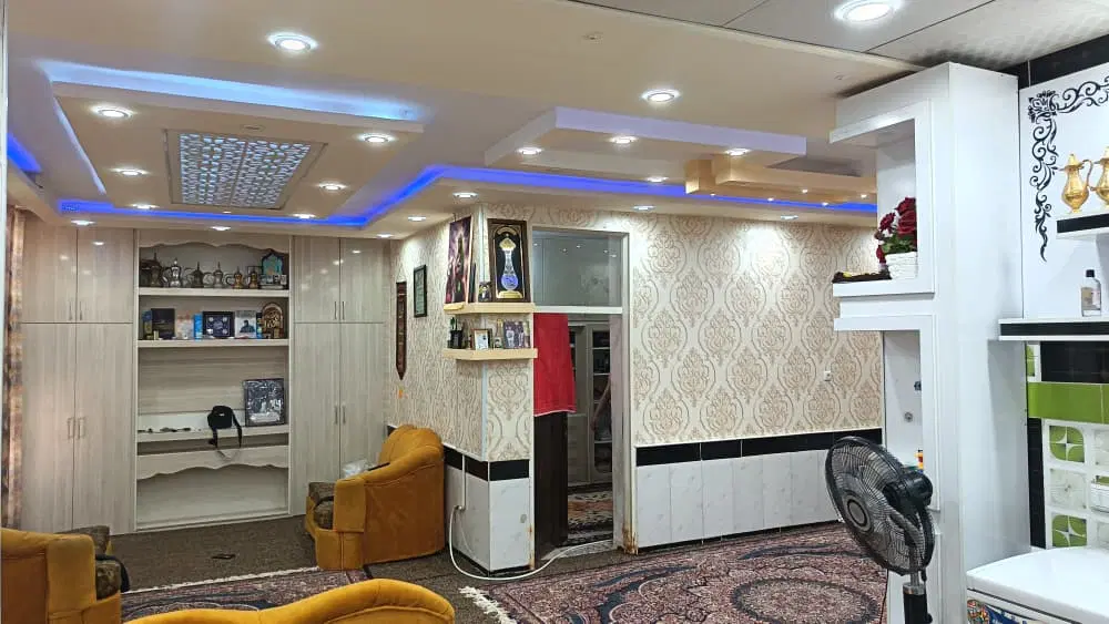 خانه سراهی منیخ