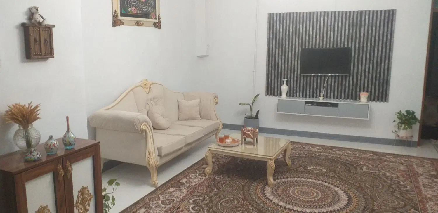 خونه آپارتمانی طبقه اول
