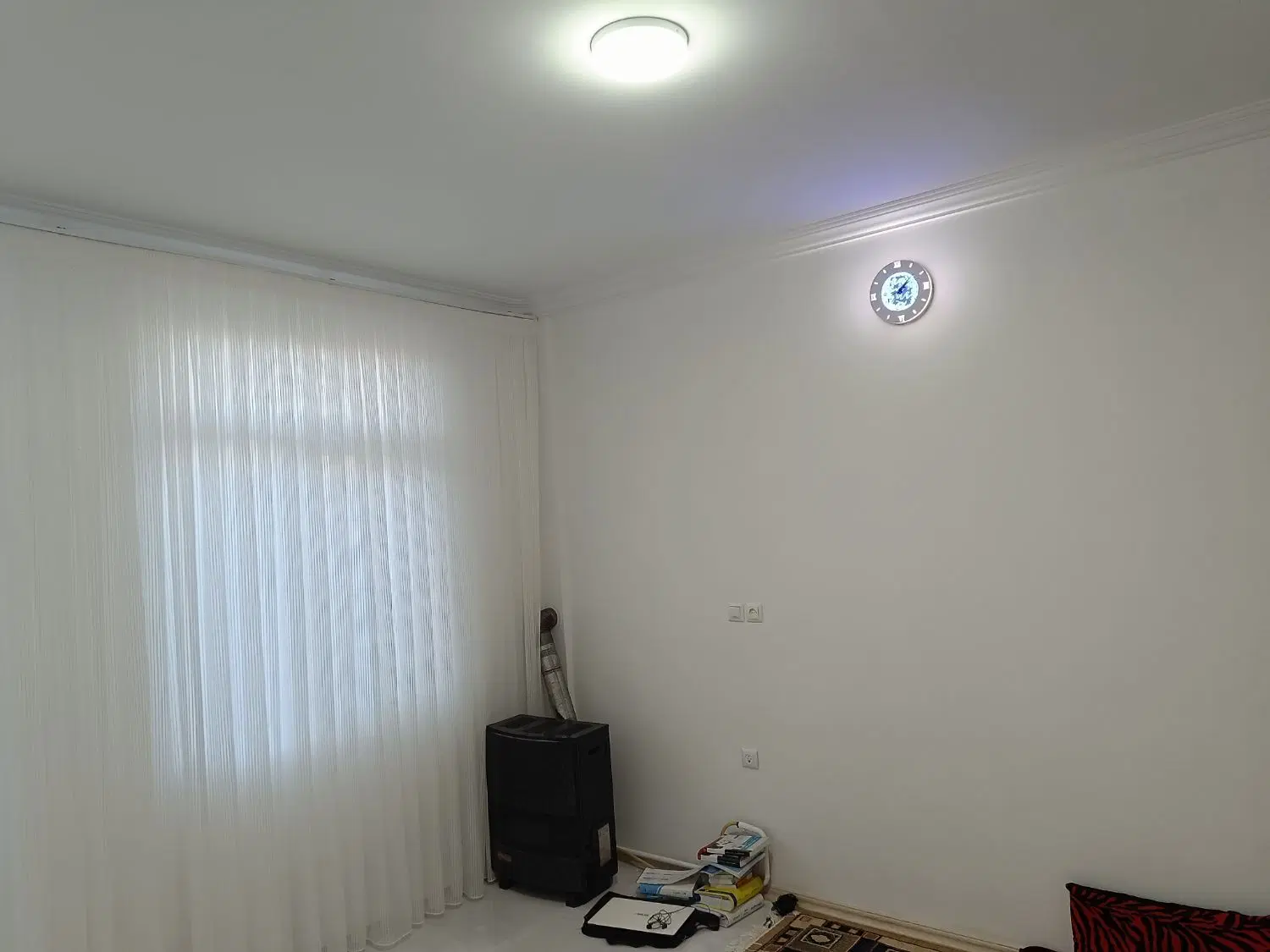 یک عدد خونه تک خوابه با پارکینگ اجاره داده میشود