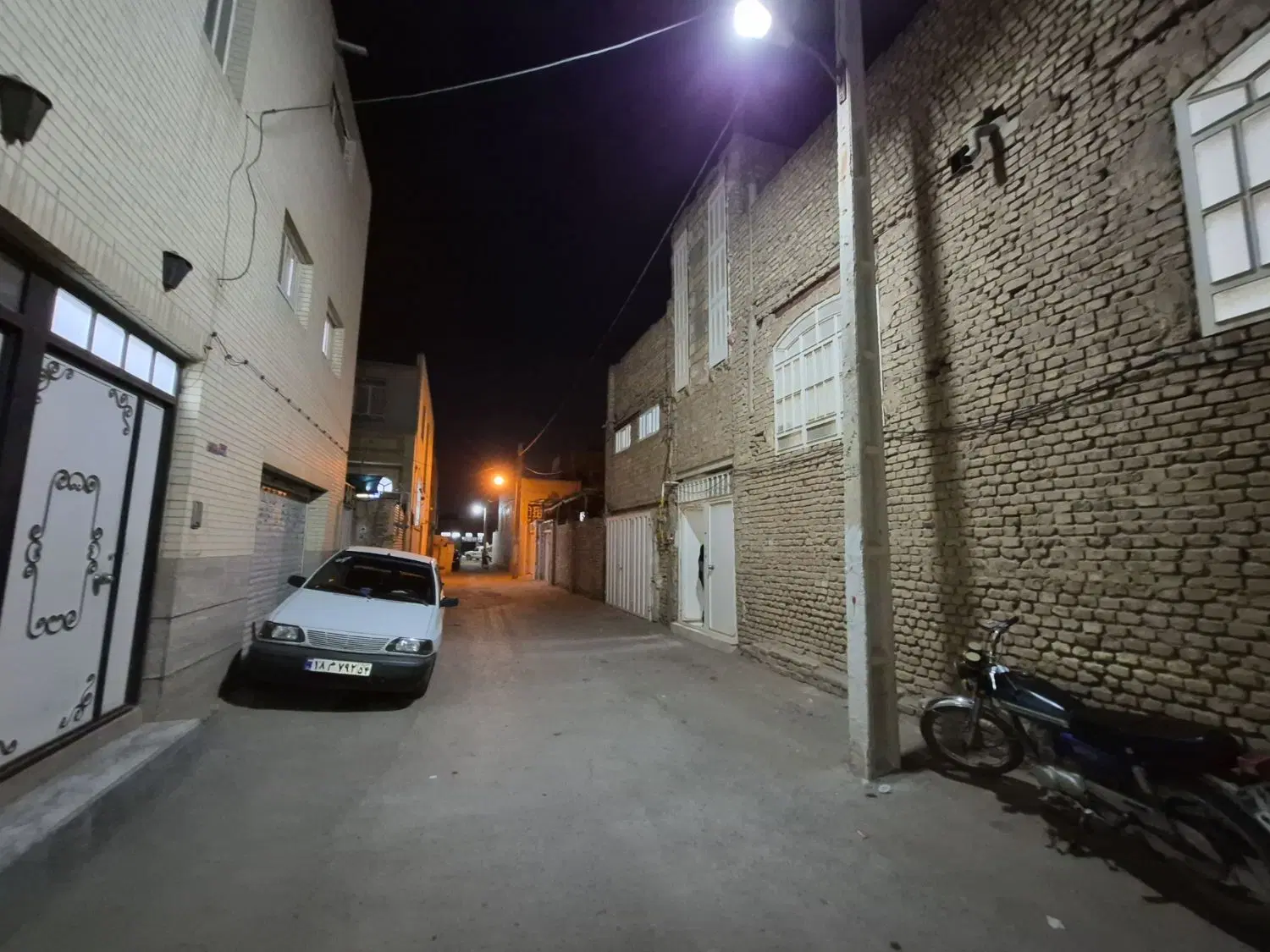 خانه ۳۷۰ متری تیراهنی بازسازی شده