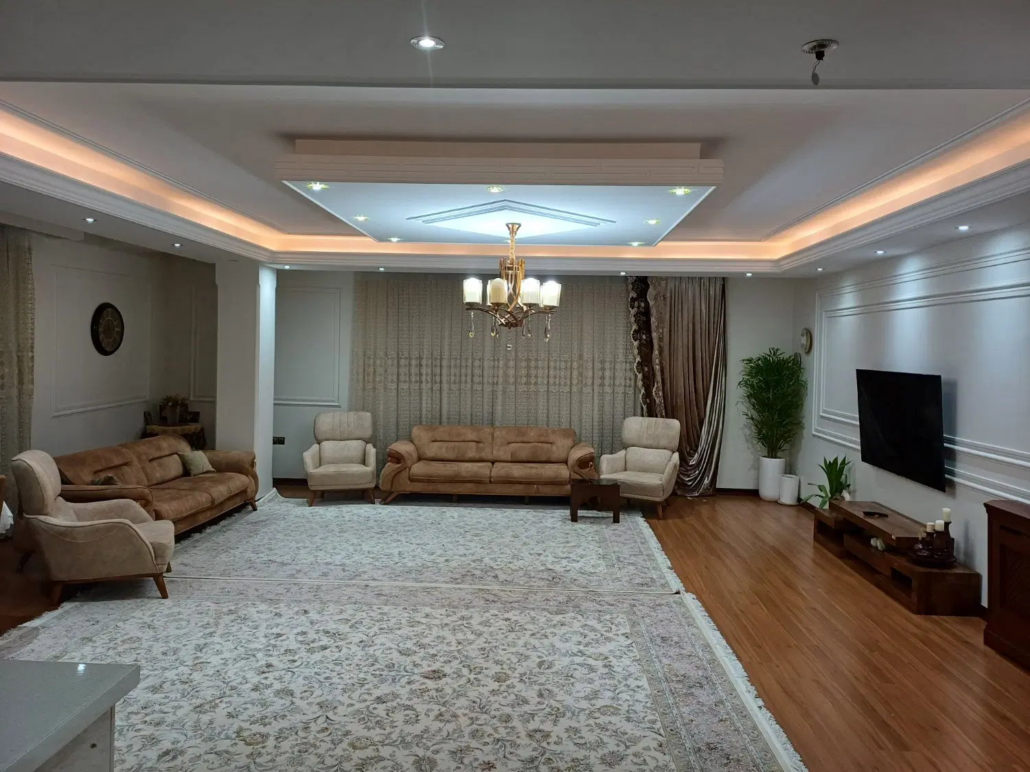 فروش آپارتمان ۱۶۳ متری
