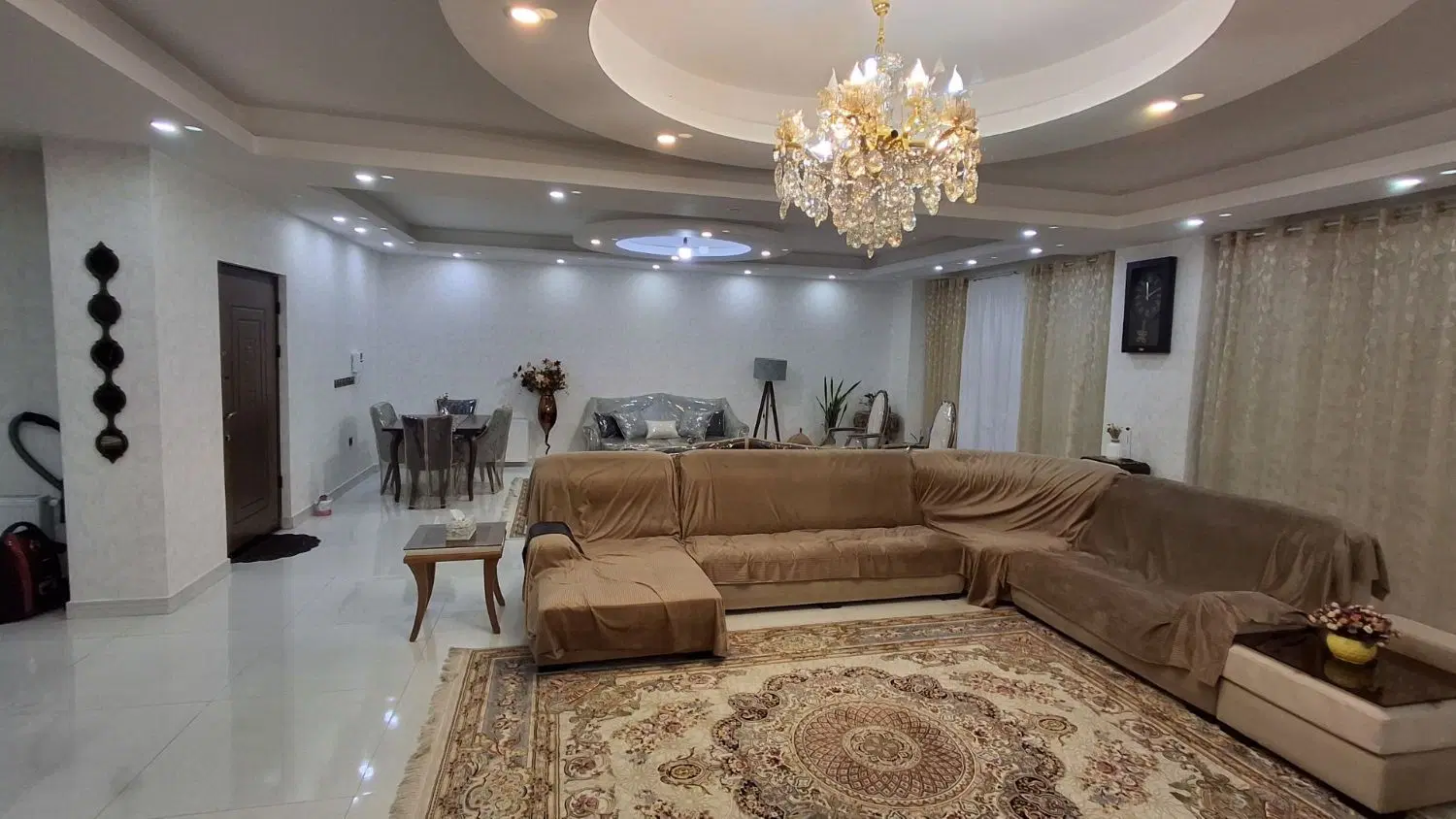 185 متر تک واحدی شرقی ها